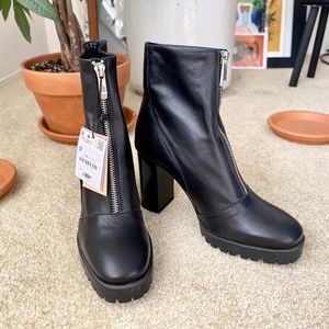 Zara LEATHER LUG SOLED ANKLE BOOTS  Size 6½